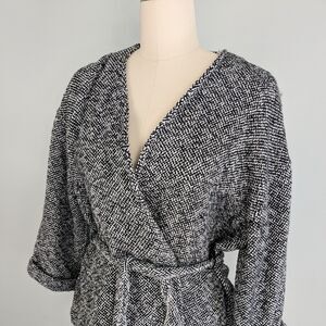 Eileen Fisher Cardigan Jacket Wrap M Black White Minimalist  Kimono Woven Belt